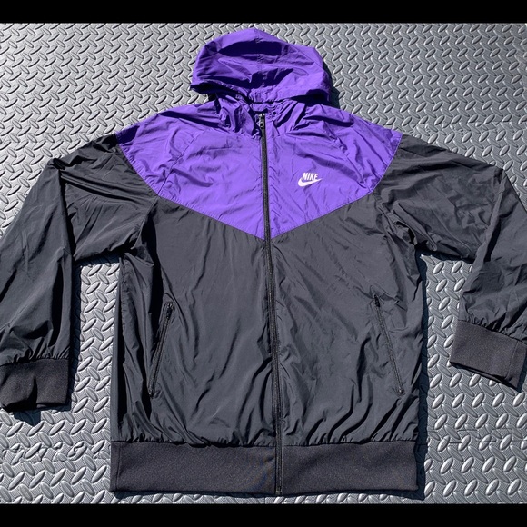 سعيد nike windrunner purple black 